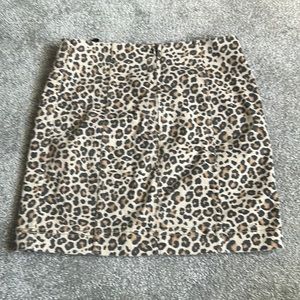 Leopard print skirt